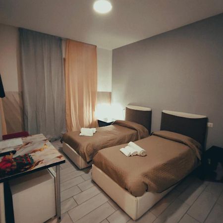 Neapolis Center Bed & Breakfast Dış mekan fotoğraf